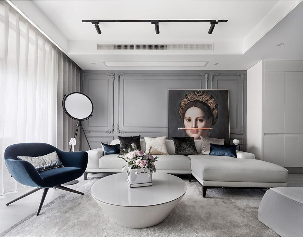 廣州市逸翠灣輕奢風(fēng)格三居室裝修案例