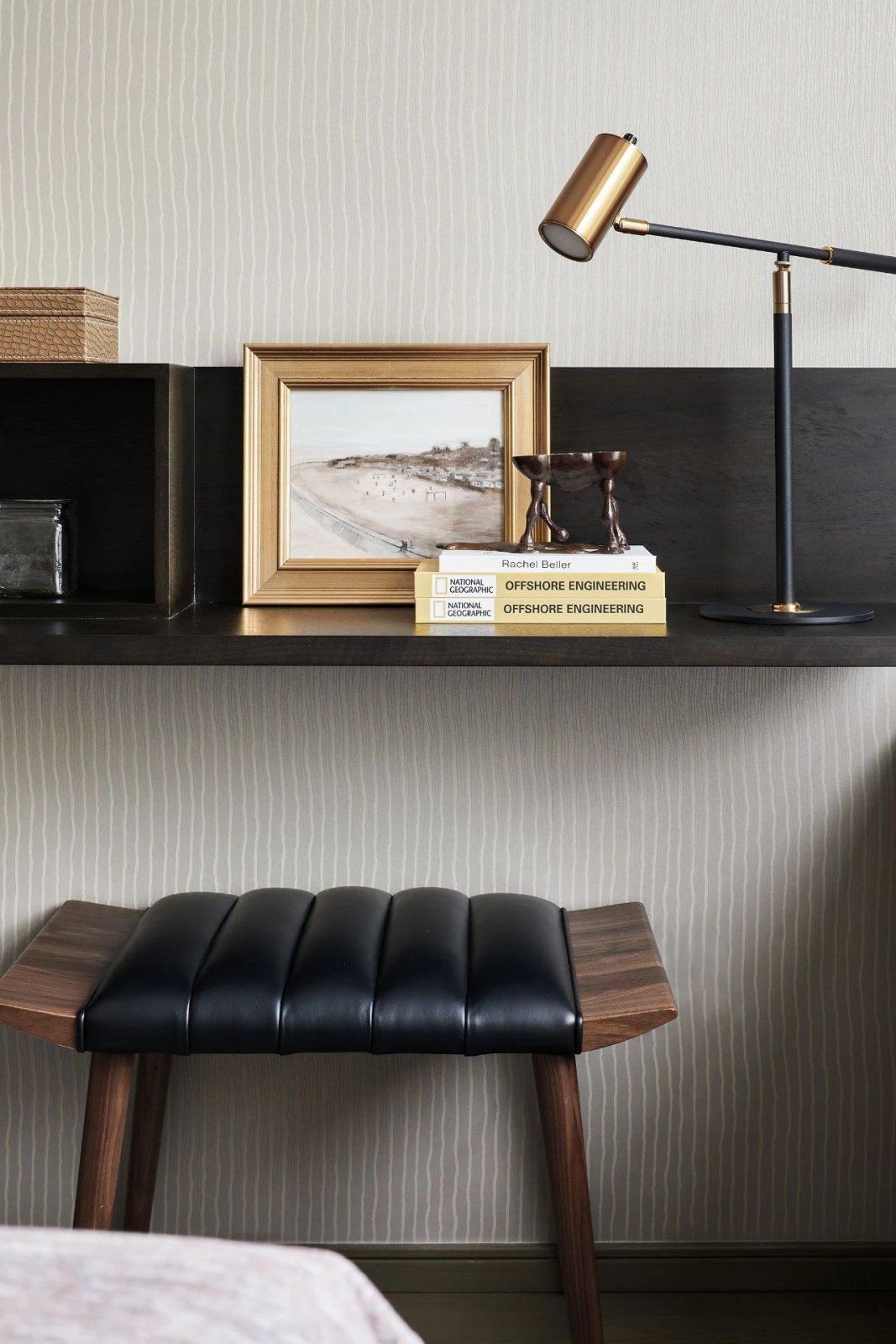 輕奢簡約風格室內設計家裝案例-臥室書桌 輕奢簡約風格室內設計家裝案例-臥室書桌