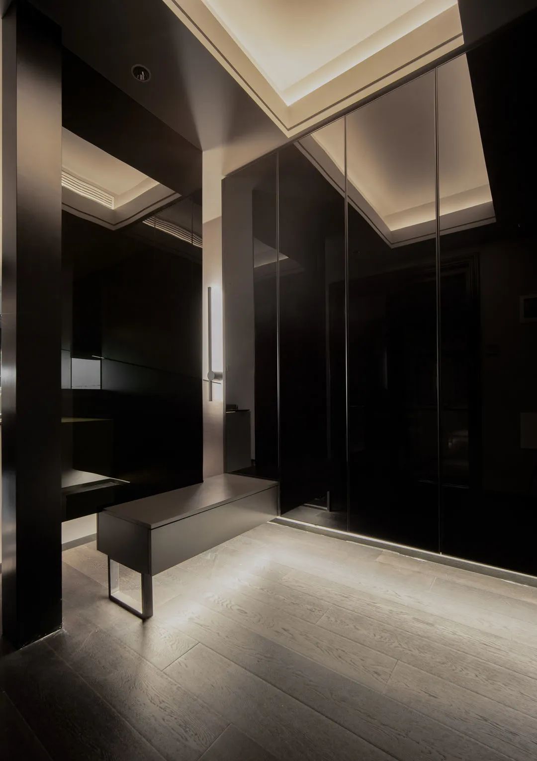 裝修案例現(xiàn)代前衛(wèi)風格室內裝修效果圖-玄關 裝修案例現(xiàn)代前衛(wèi)風格室內裝修效果圖-玄關