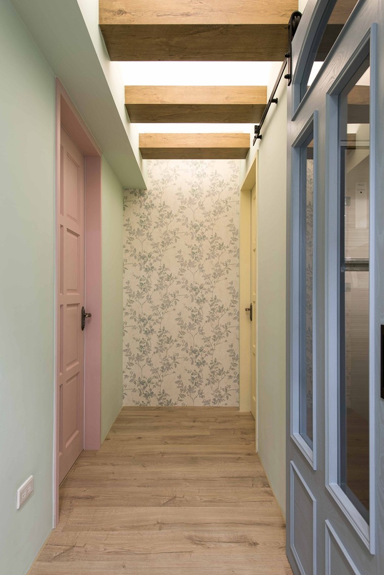 法式鄉(xiāng)村風(fēng)格家裝設(shè)計室內(nèi)裝修效果圖-走廊 法式鄉(xiāng)村風(fēng)格家裝設(shè)計室內(nèi)裝修效果圖-走廊