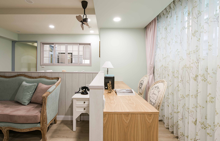 法式鄉(xiāng)村風(fēng)格家裝設(shè)計室內(nèi)裝修效果圖-陽臺 法式鄉(xiāng)村風(fēng)格家裝設(shè)計室內(nèi)裝修效果圖-陽臺