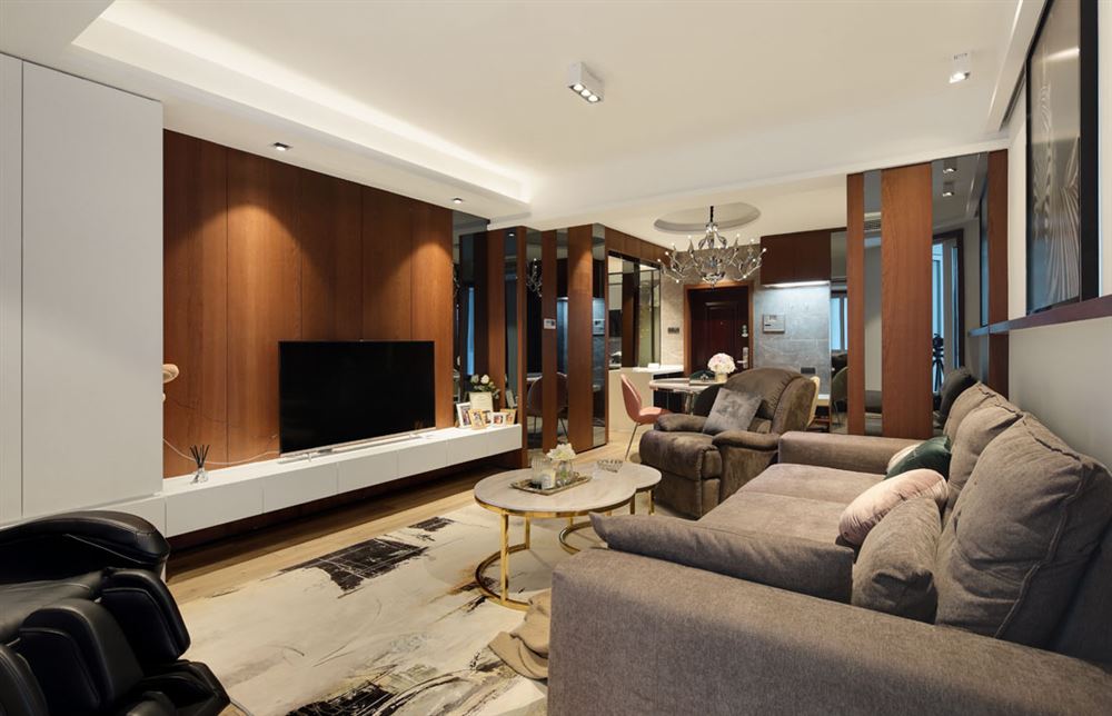 北海市皇家海灣公館輕奢風(fēng)格三居室裝修案例