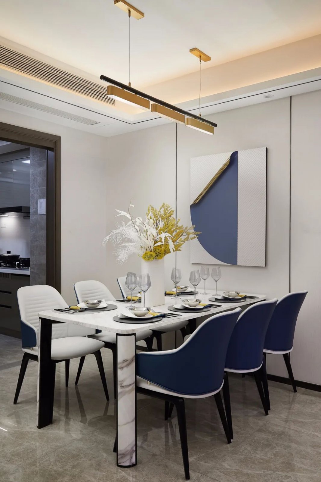 現(xiàn)代簡約風(fēng)格室內(nèi)設(shè)計家裝案例-餐廳 現(xiàn)代簡約風(fēng)格室內(nèi)設(shè)計家裝案例-餐廳