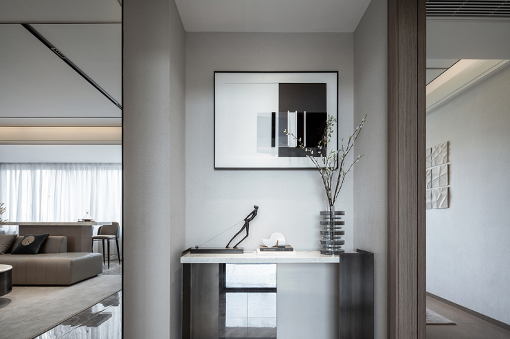 莫蘭迪輕奢風(fēng)格室內(nèi)設(shè)計(jì)家裝案例-玄關(guān) 莫蘭迪輕奢風(fēng)格室內(nèi)設(shè)計(jì)家裝案例-玄關(guān)