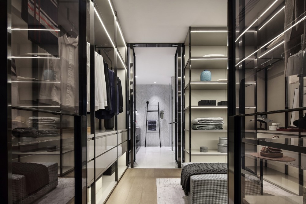簡約黑白灰風(fēng)格室內(nèi)設(shè)計家裝案例-衣帽間 簡約黑白灰風(fēng)格室內(nèi)設(shè)計家裝案例-衣帽間