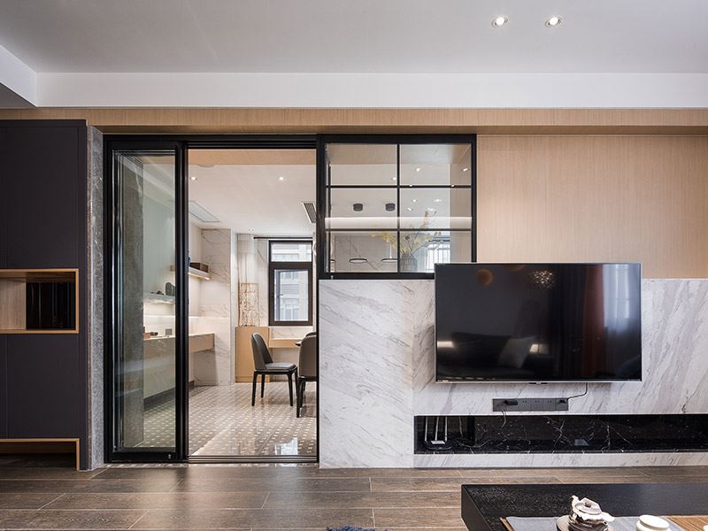 常州市新城桃李郡現(xiàn)代簡約風格四居室裝修案例