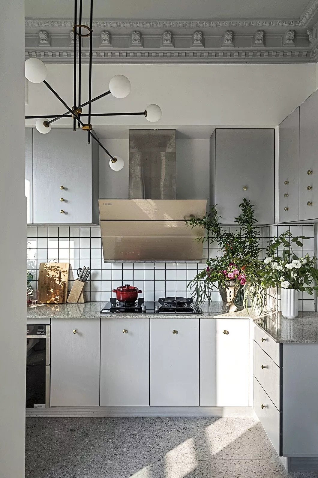 法式風(fēng)格家裝設(shè)計(jì)室內(nèi)裝修效果圖-廚房 法式風(fēng)格家裝設(shè)計(jì)室內(nèi)裝修效果圖-廚房