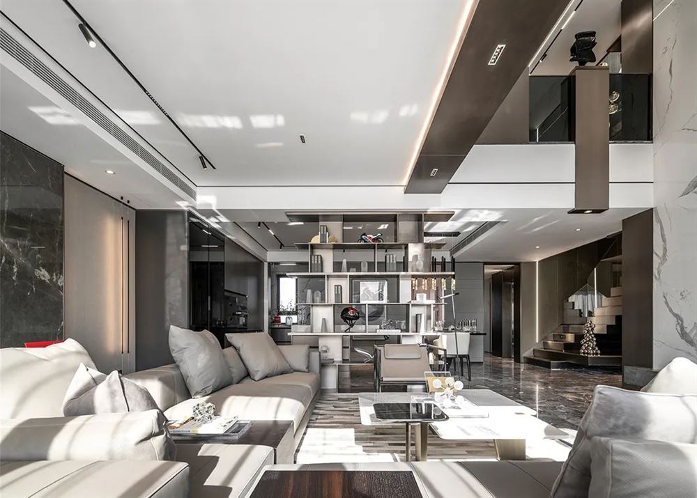 佛山市保利雲(yún)上輕奢風(fēng)格別墅裝修案例