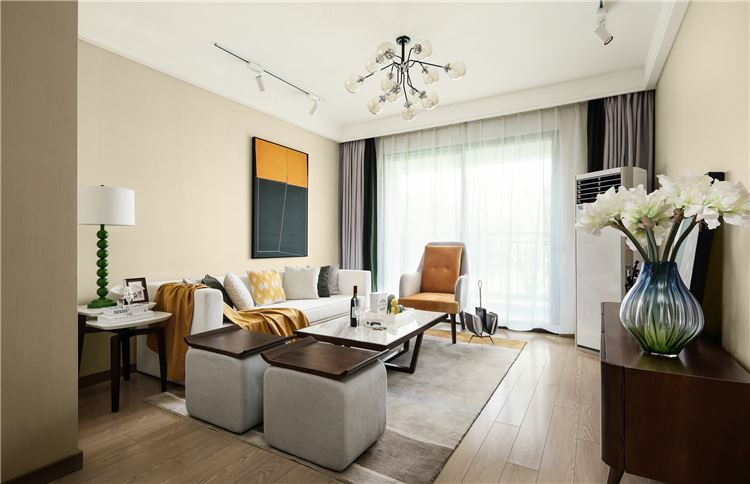 江門市德信園輕奢風格三居室裝修案例