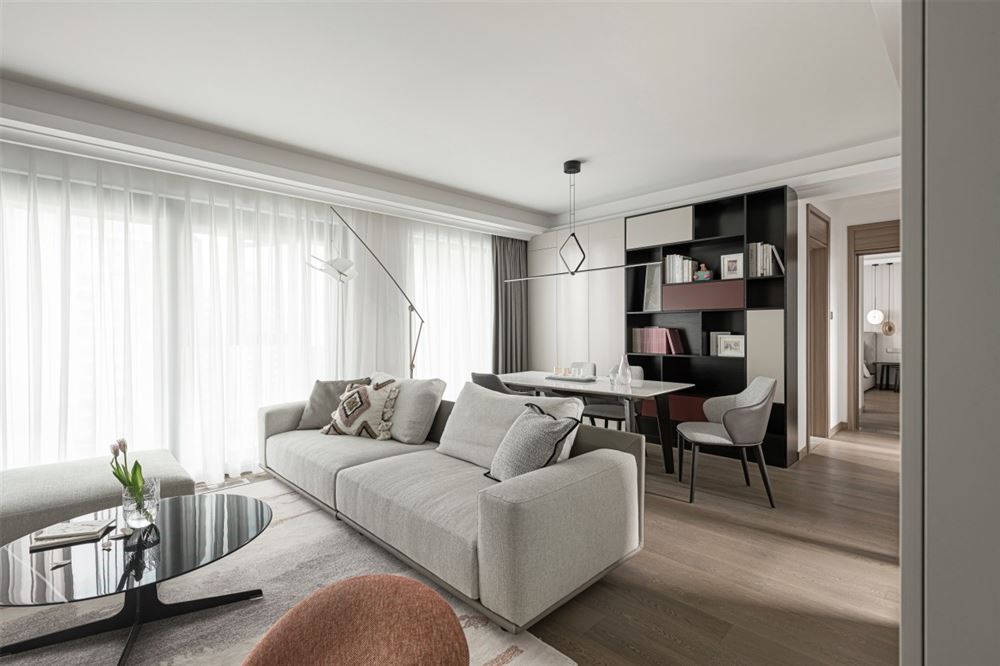 佛山市龍光天宸現(xiàn)代簡(jiǎn)約風(fēng)格三居室裝修案例