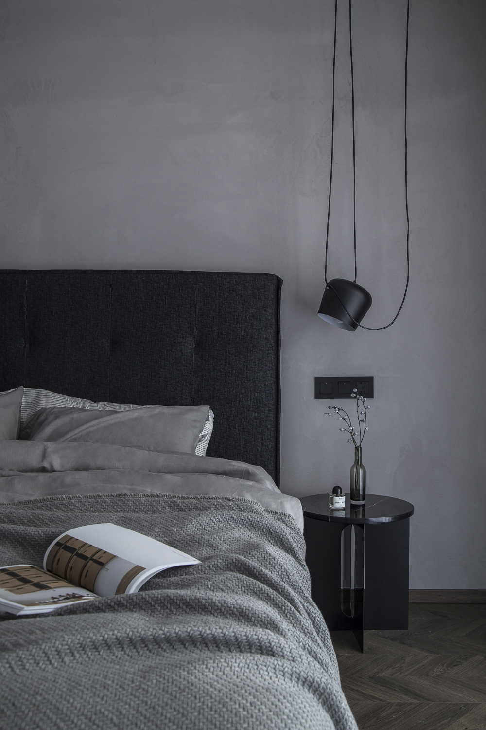 現(xiàn)代簡約風格室內(nèi)家裝案例效果圖-臥室 現(xiàn)代簡約風格室內(nèi)家裝案例效果圖-臥室