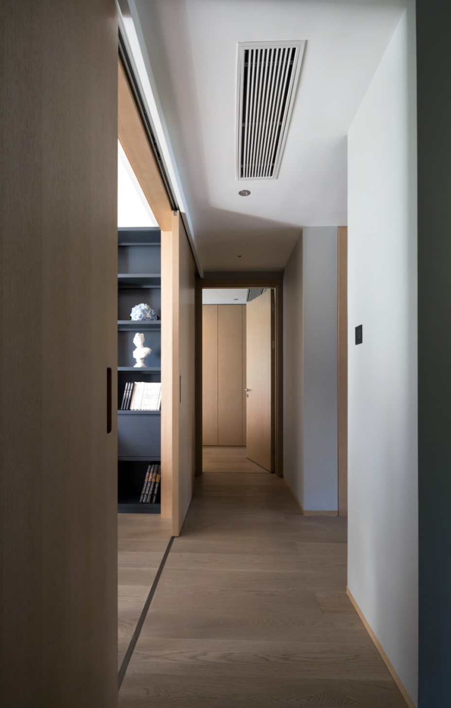 現(xiàn)代簡約風(fēng)格室內(nèi)家裝案例效果圖-走廊 現(xiàn)代簡約風(fēng)格室內(nèi)家裝案例效果圖-走廊
