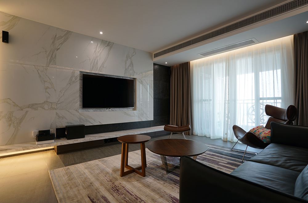 廣州市中?；ǔ菫超F(xiàn)代簡約風(fēng)格三居室裝修案例