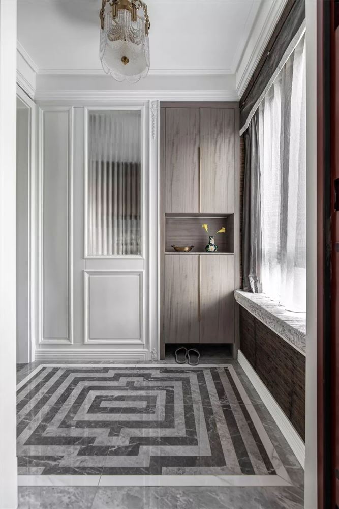 廣州市珠江帝景苑輕奢風(fēng)格三居室裝修案例