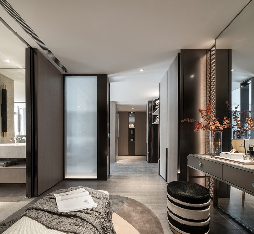 現(xiàn)代簡約風(fēng)格室內(nèi)設(shè)計(jì)家裝案例-主臥 現(xiàn)代簡約風(fēng)格室內(nèi)設(shè)計(jì)家裝案例-主臥