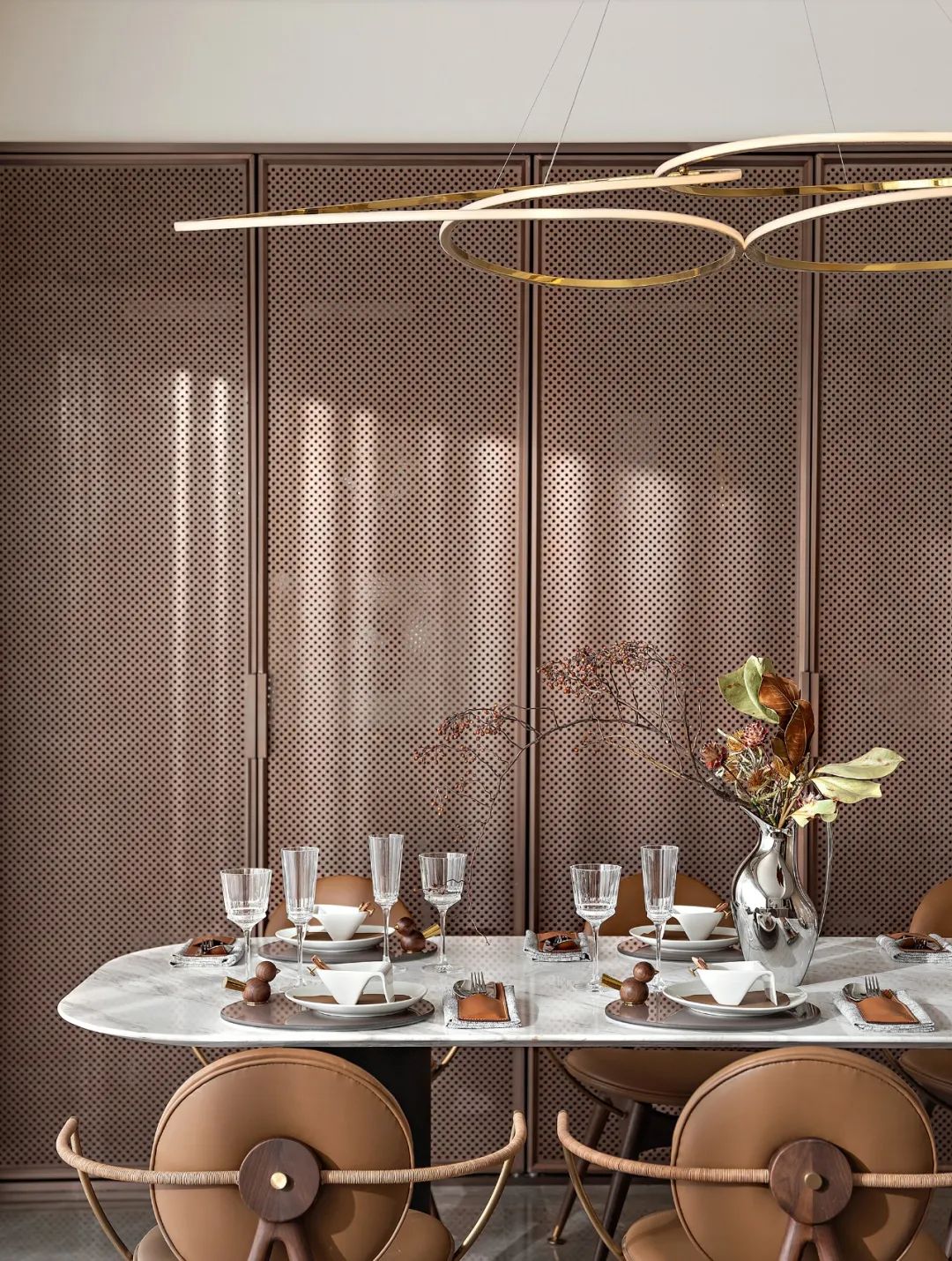 現(xiàn)代輕奢風(fēng)格家裝設(shè)計室內(nèi)裝修效果圖-餐廳 現(xiàn)代輕奢風(fēng)格家裝設(shè)計室內(nèi)裝修效果圖-餐廳