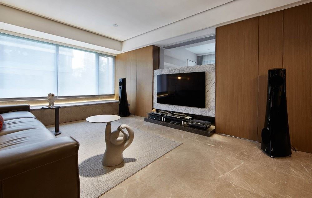 佛山市美的·金地·新明珠·鳳翔灣壹號(hào)現(xiàn)代簡(jiǎn)約風(fēng)格三居室裝修案例