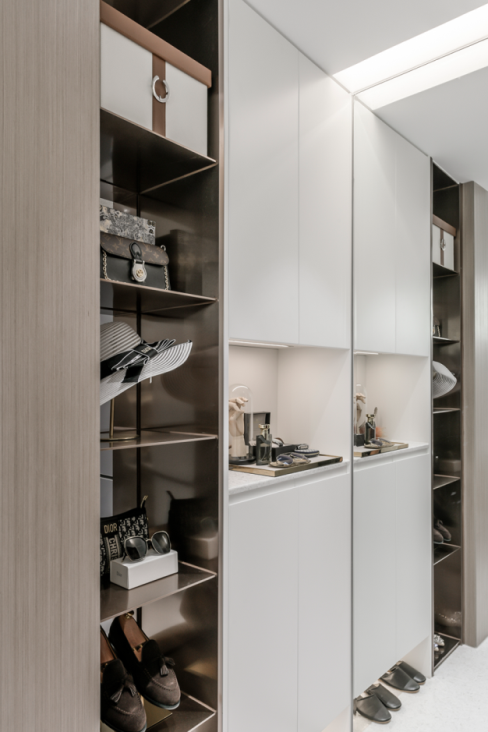 現(xiàn)代簡約風(fēng)格室內(nèi)設(shè)計家裝案例-玄關(guān) 現(xiàn)代簡約風(fēng)格室內(nèi)設(shè)計家裝案例-玄關(guān)