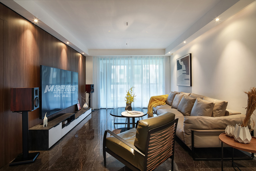 嘉興市東方甸園輕奢風(fēng)格四居室裝修案例