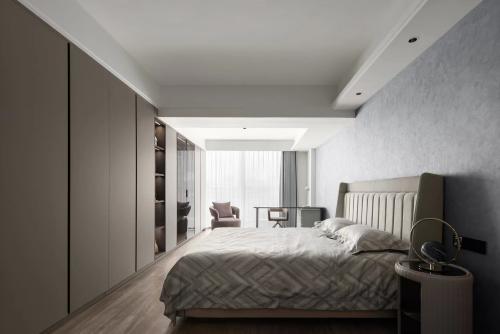 廣州市時代天韻現(xiàn)代簡約風格復式裝修案例